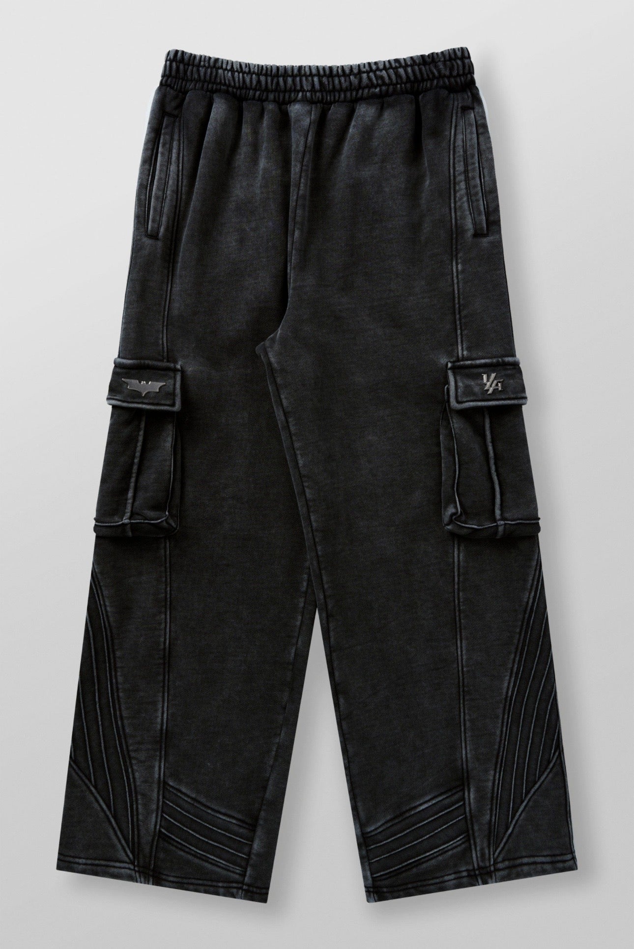 BATMAN ARMORED SWEATS-2131 (BLACK)