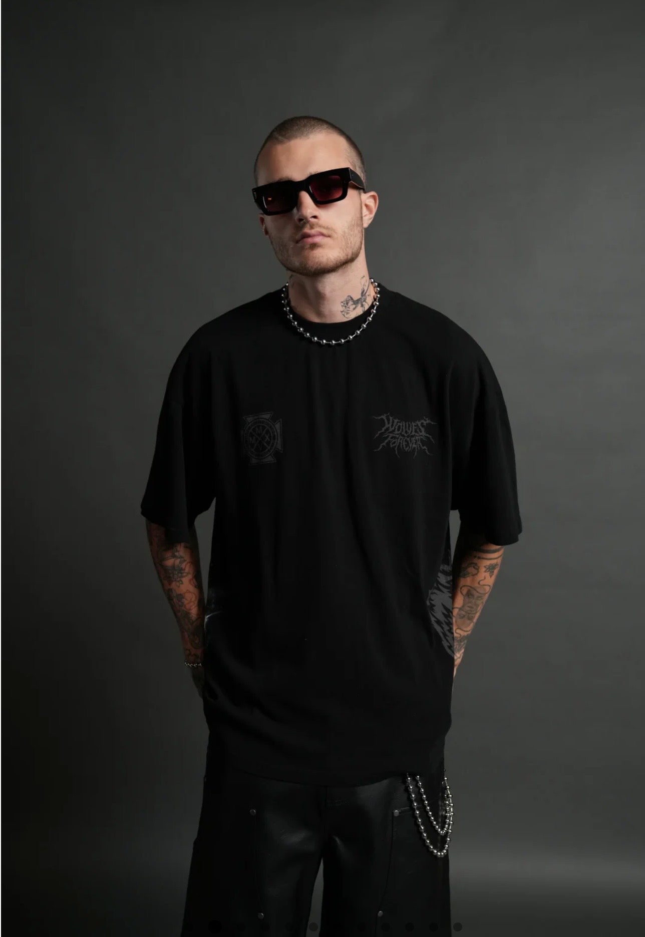 DARK POWER “SIDE BY SIDE” SERIES PREMIUM OVERSIZED TEEIN BLACK