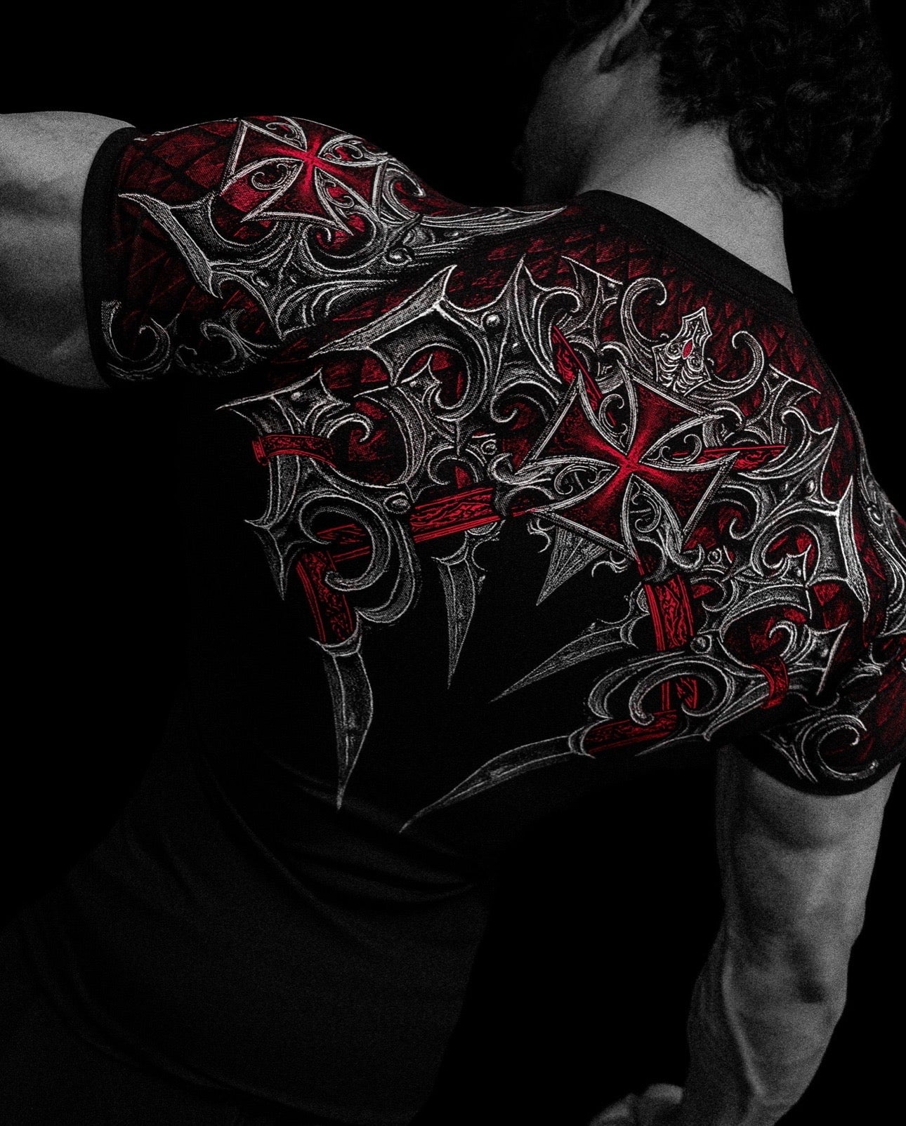 VOID TECH ARMORED SHORT SLEEVE COMPRESSION (BLOOD METAL)