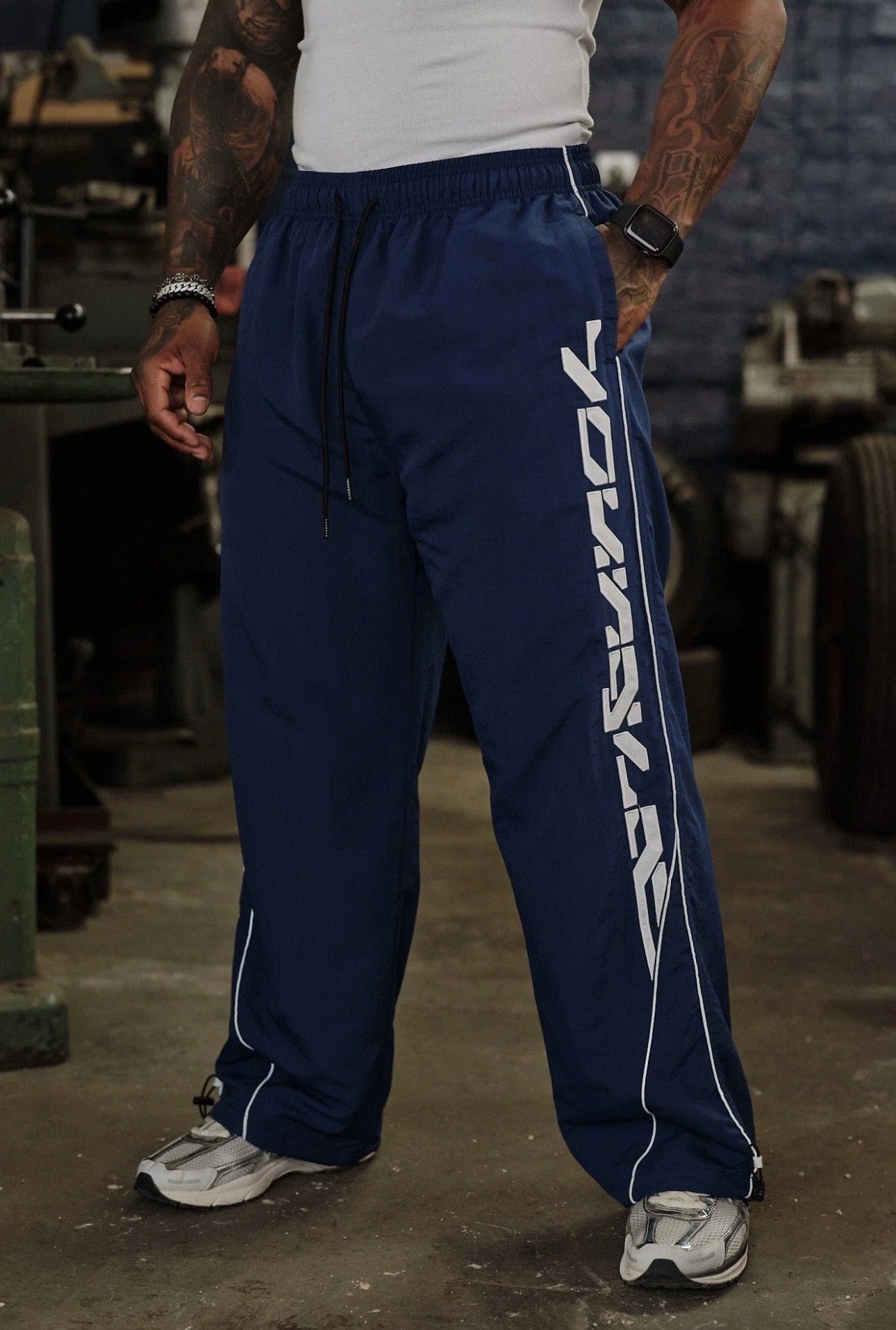 FOUNDATION TRACK PANTS-2113 (NAVY)