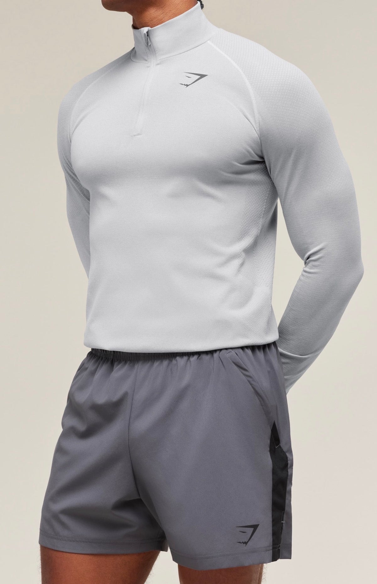 GYMSHARK VITAL SEAMLESS 1/4 ZIP UP (LIGHT GREY/SMOKE GREY)