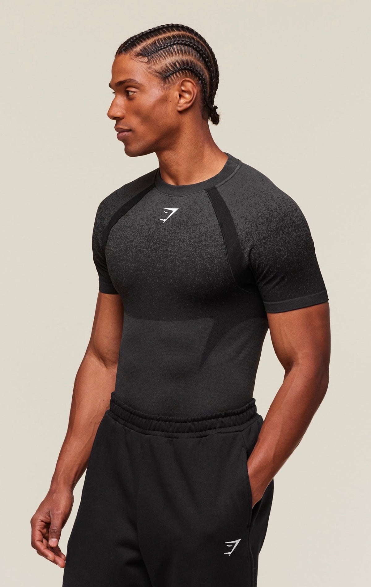 GYMSHARK SHADOW SEAMLESS T-SHIRT (BLACK)