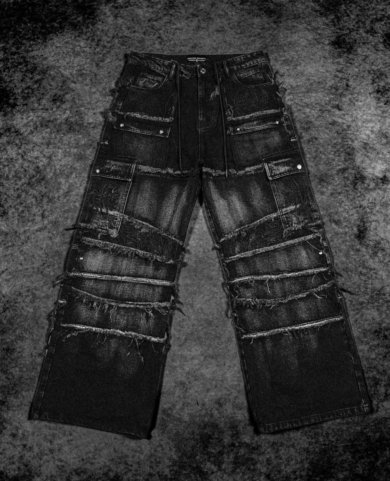 OVERSIZED DISTRESSED DENIM CARGO JEANS (ALLOY WASH)