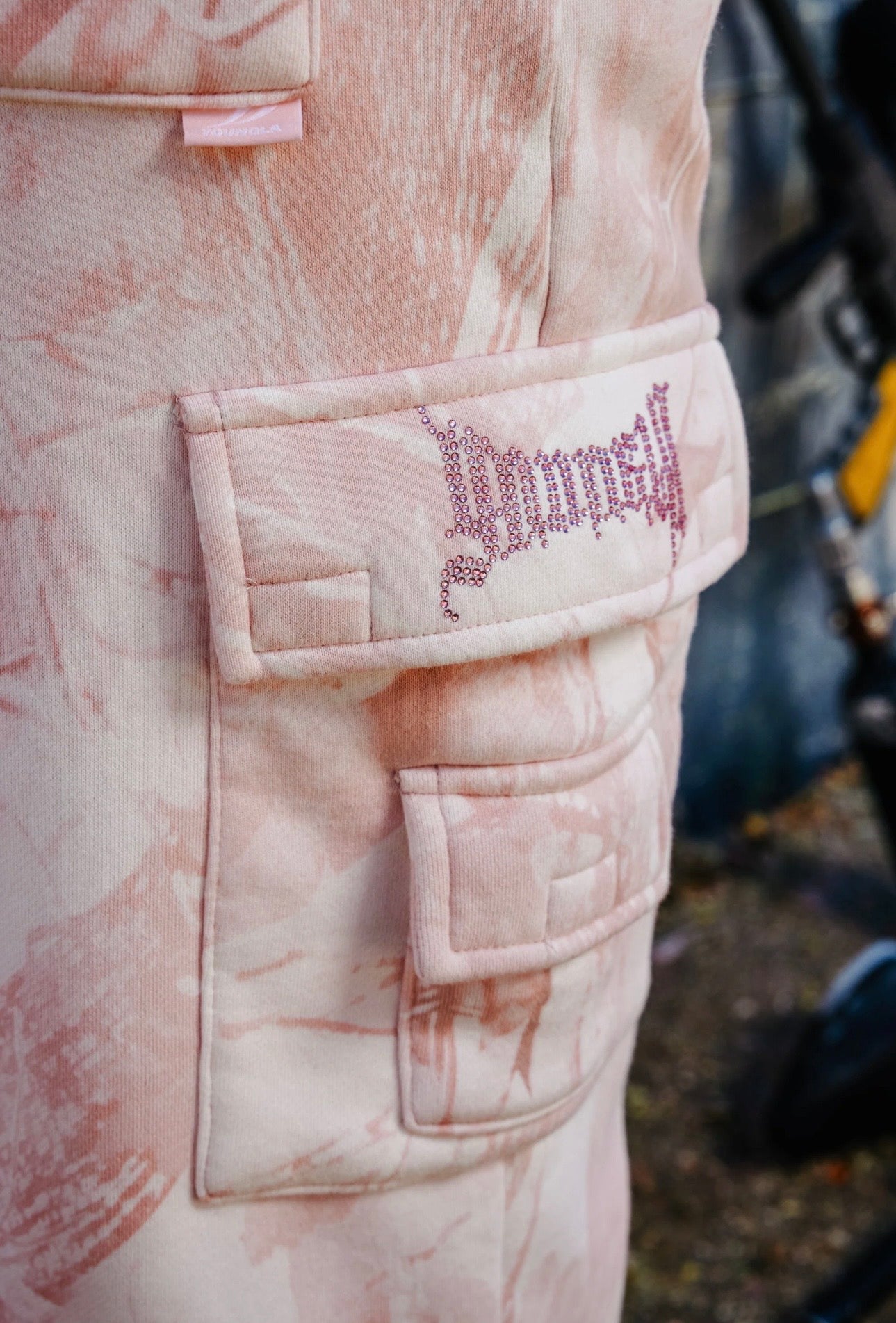 CAMO CARGO JOGGERS-W2230 (PINK)