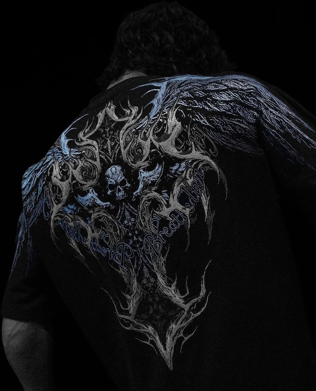 SEPHIROTH OVERSIZED T-SHIRT (PULSE)