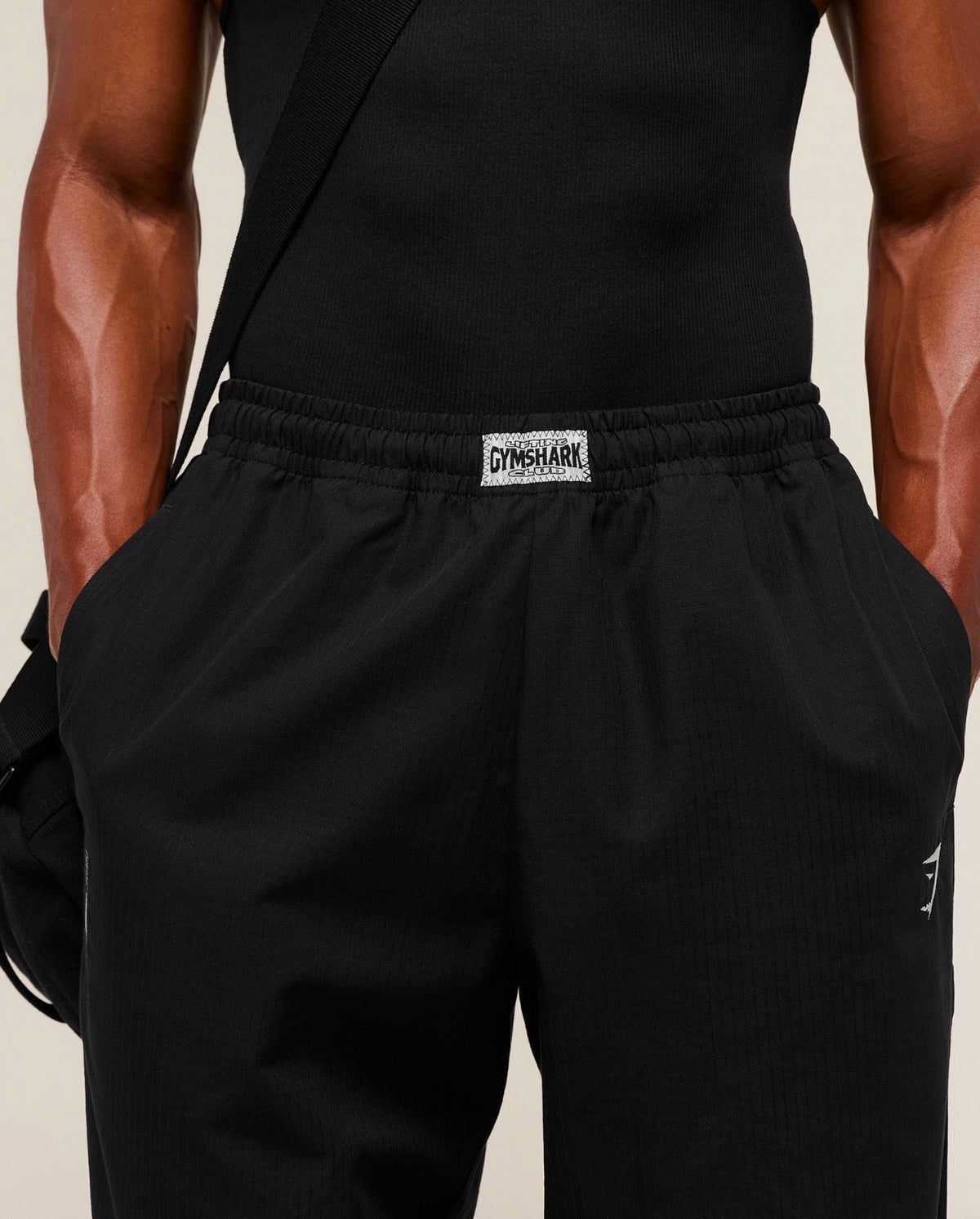 GYMSHARK STRAIGHT LEG PUMPER PANTS (BLACK)
