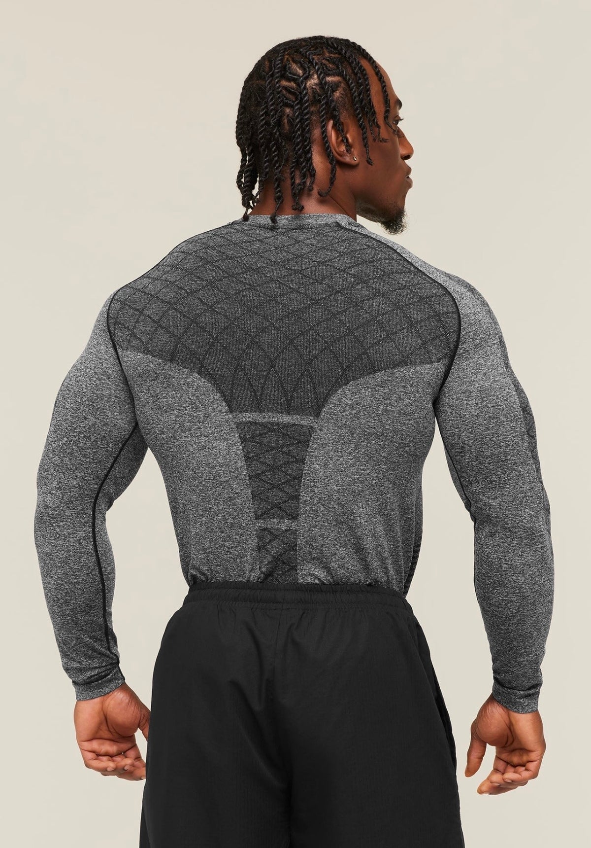 GYMSHARK DEVANT SEAMLESS LONG SLEEVE (BLACK)