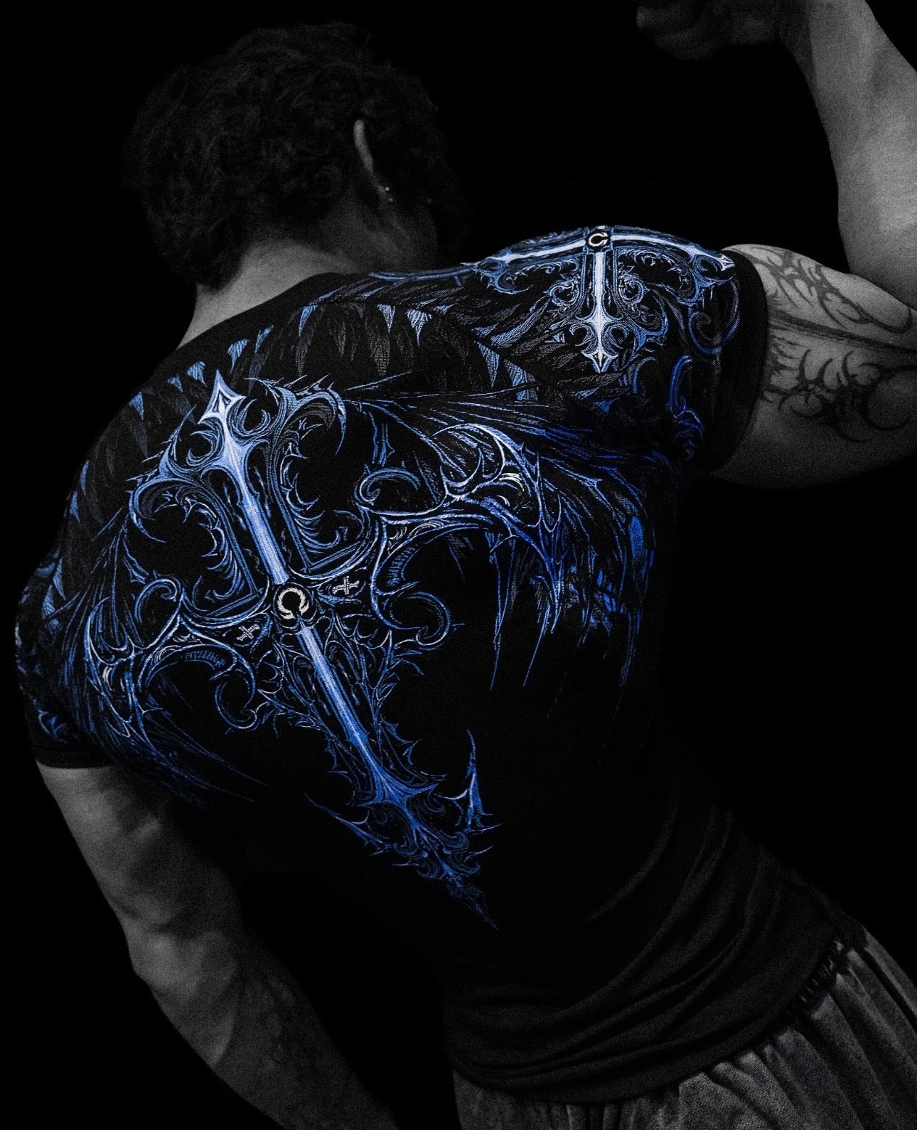 VOID TECH FALLEN KNIGHT SHORT SLEEVE COMPRESSION (PLATINUM)
