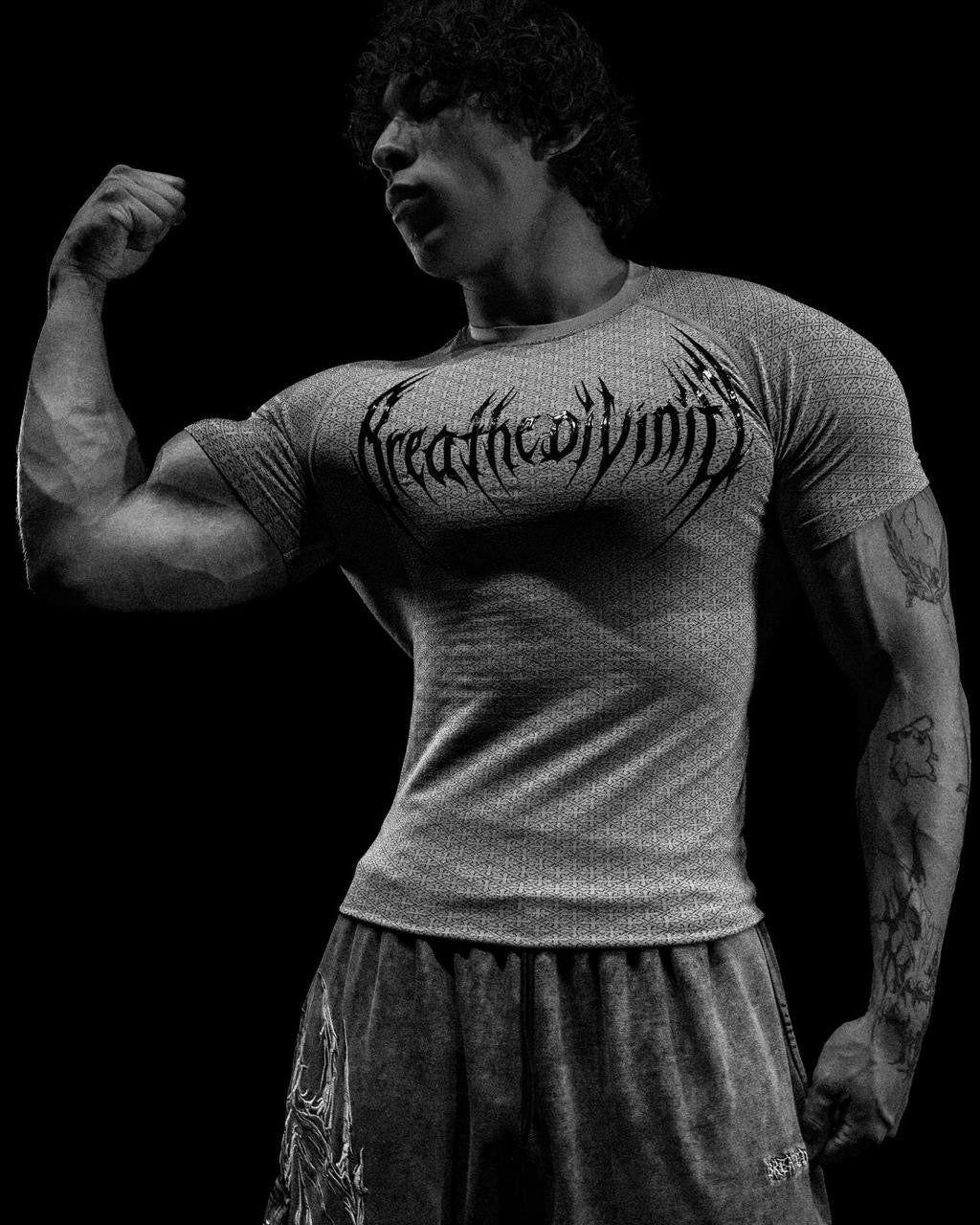 DOOM TECH ARMORED VENOM TEXTURE SHORT SLEEVE COMPRESSION (WHITE GRADIENT)