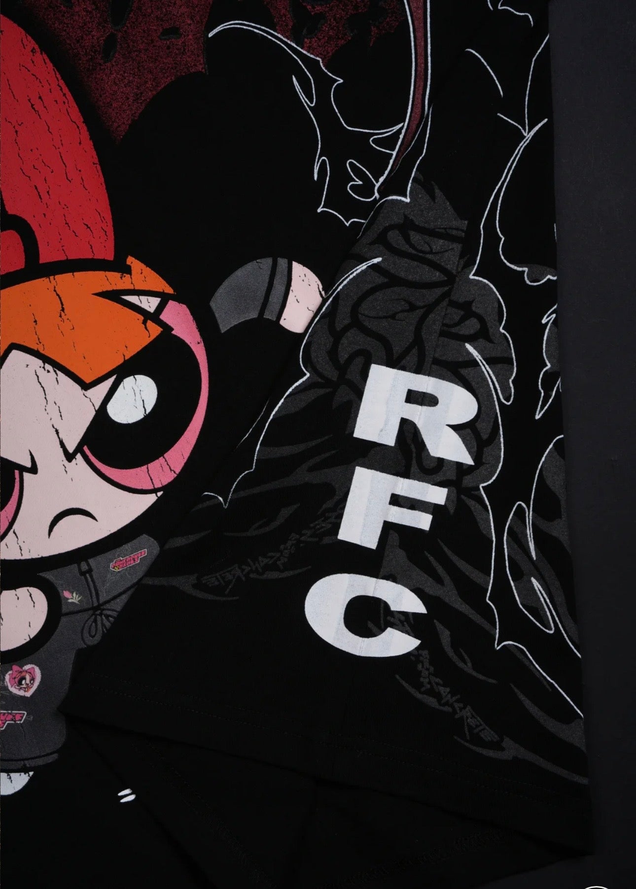 BLOSSOM’S THORN RUSH “SIDE BY SIDE” 199X OVERSIZED TEE IN BLACK