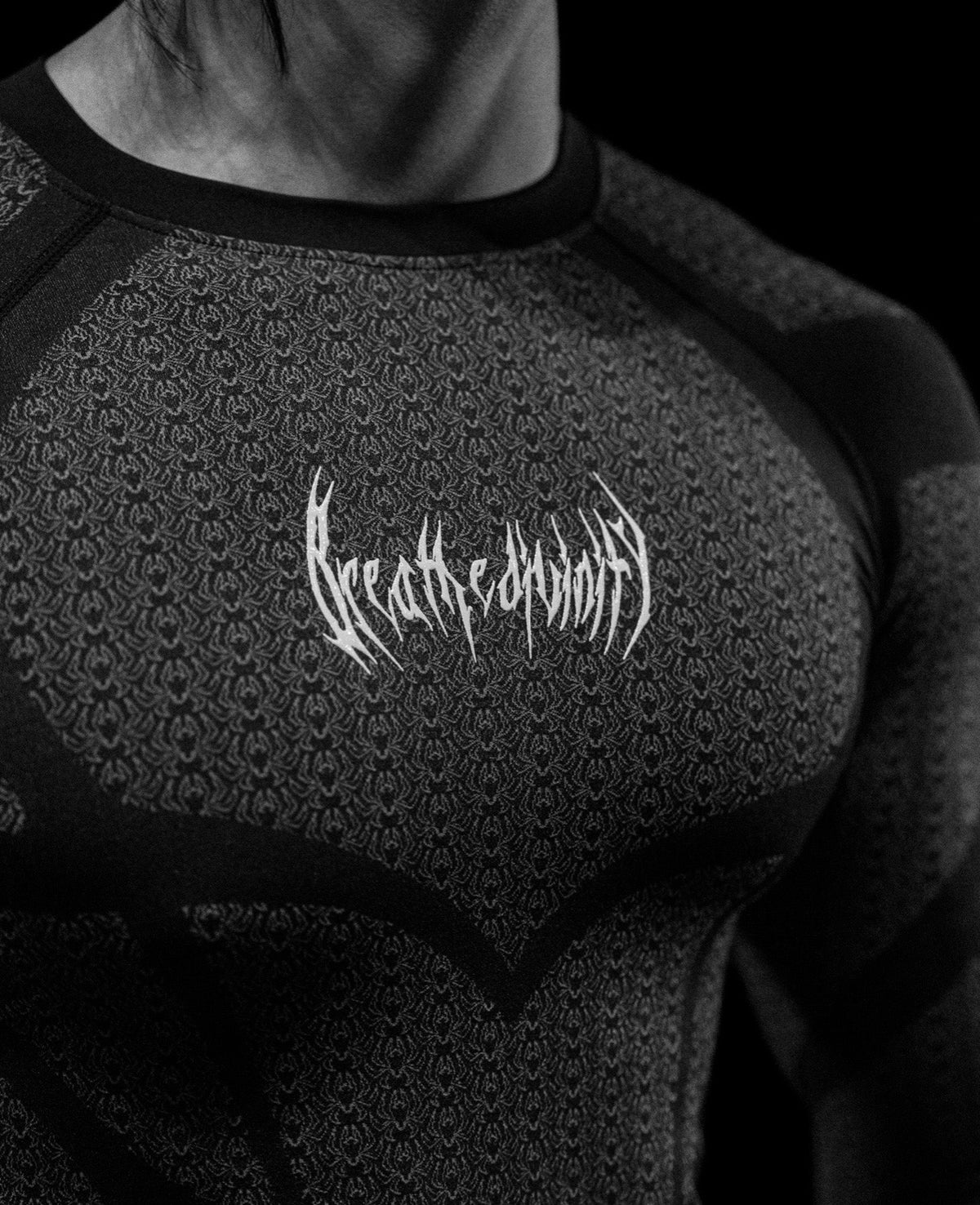 DOOM TECH SPIDER-CORPSE LONG SLEEVE COMPRESSION (VOID BLACK)