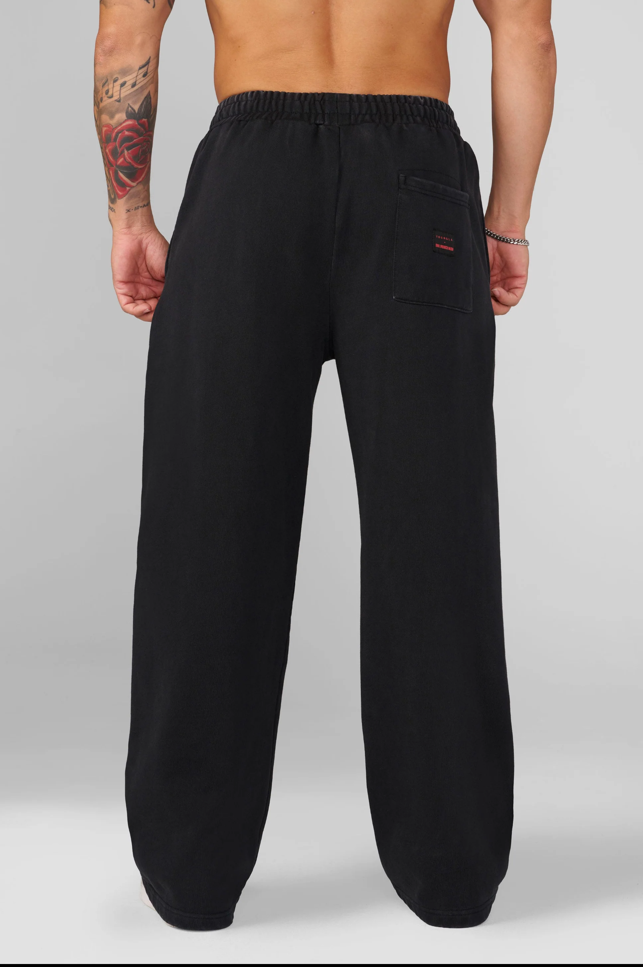 ONE PUNCH MAN SWEATS-2017 (BLOODSHOT)
