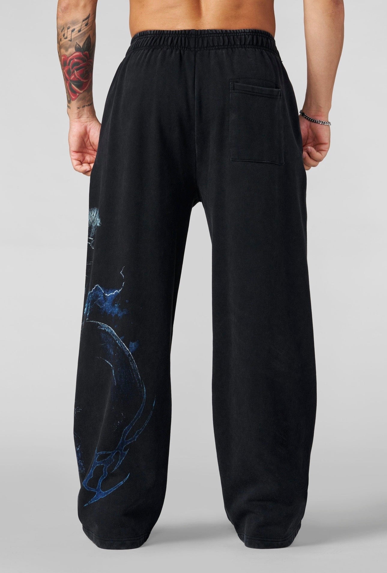 YLA x AXEL-SPARTAN SWEATS-2097 (BLACK/BLUE)