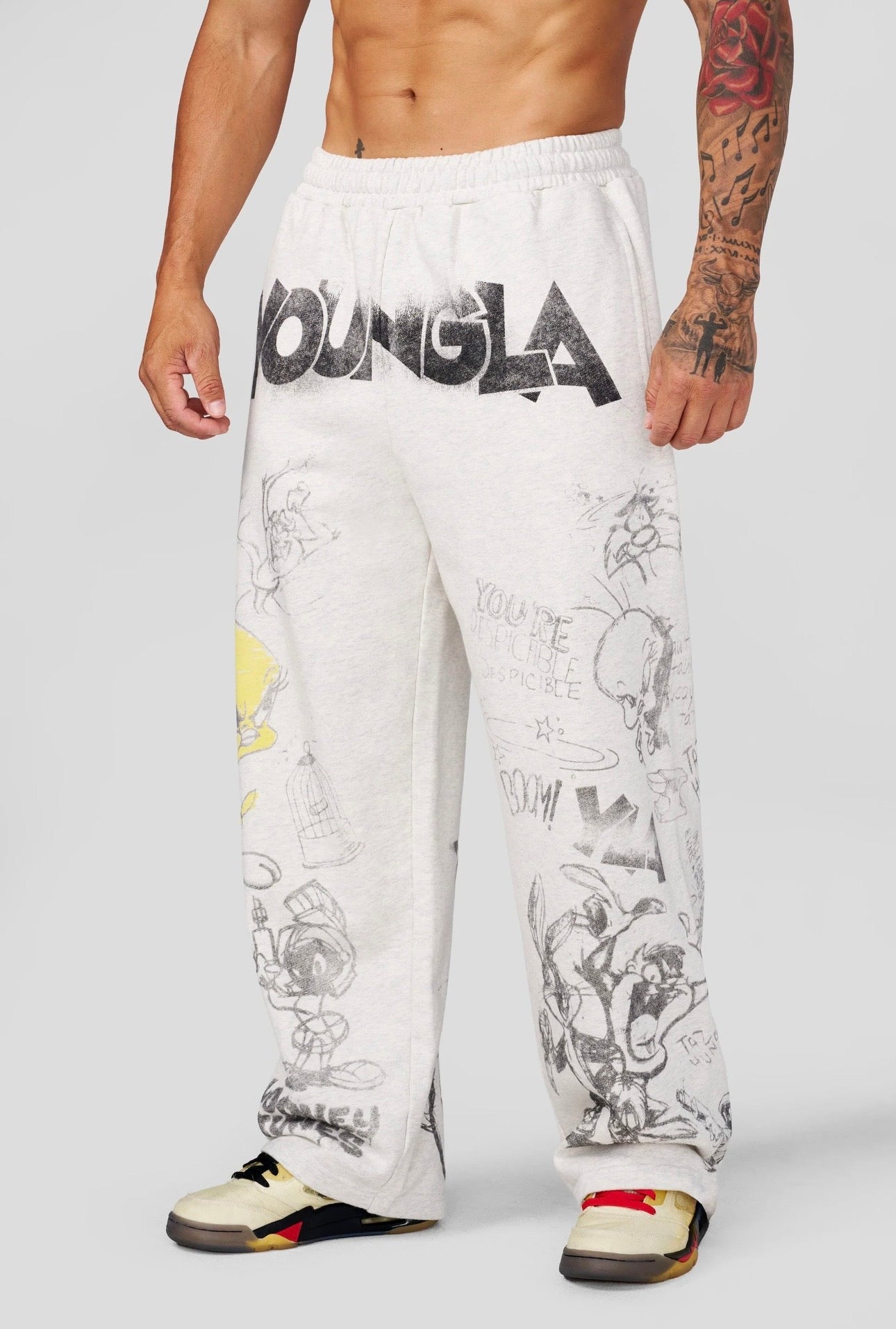 LOONEY TUNES SQUAD SWEATS-2183 (ALLOVER SKETCH)