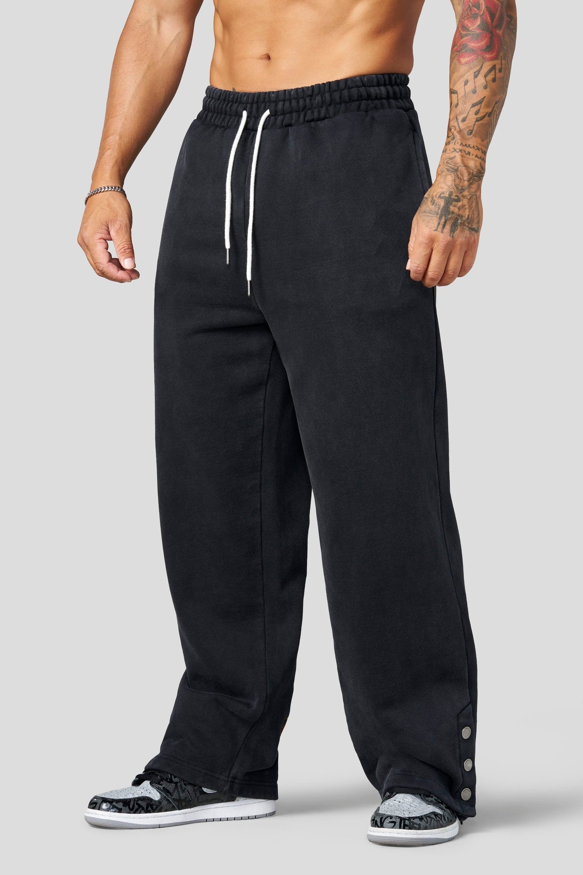 DRAGÓN SWEATS-2108 (BLACK WASH)